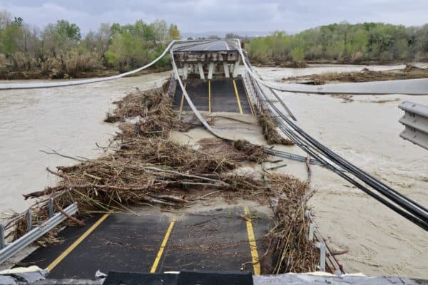 Crollo ponte sul Trigno, la Procura convoca tavolo tecnico: serve dragaggio