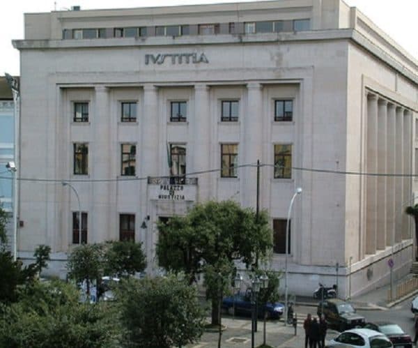 Frode fiscale per quasi un milione di euro, sequestri da parte della Finanza
