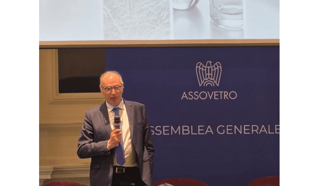 Gas supera gli 80 euro per MWh, preoccupazioni per il settore del vetro su produzione e investimenti