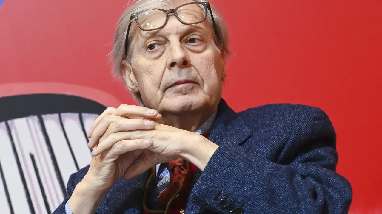 Vittorio Sgarbi ancora in terapia intensiva, la figlia Evelina: «L'ho visto in grande sofferenza»