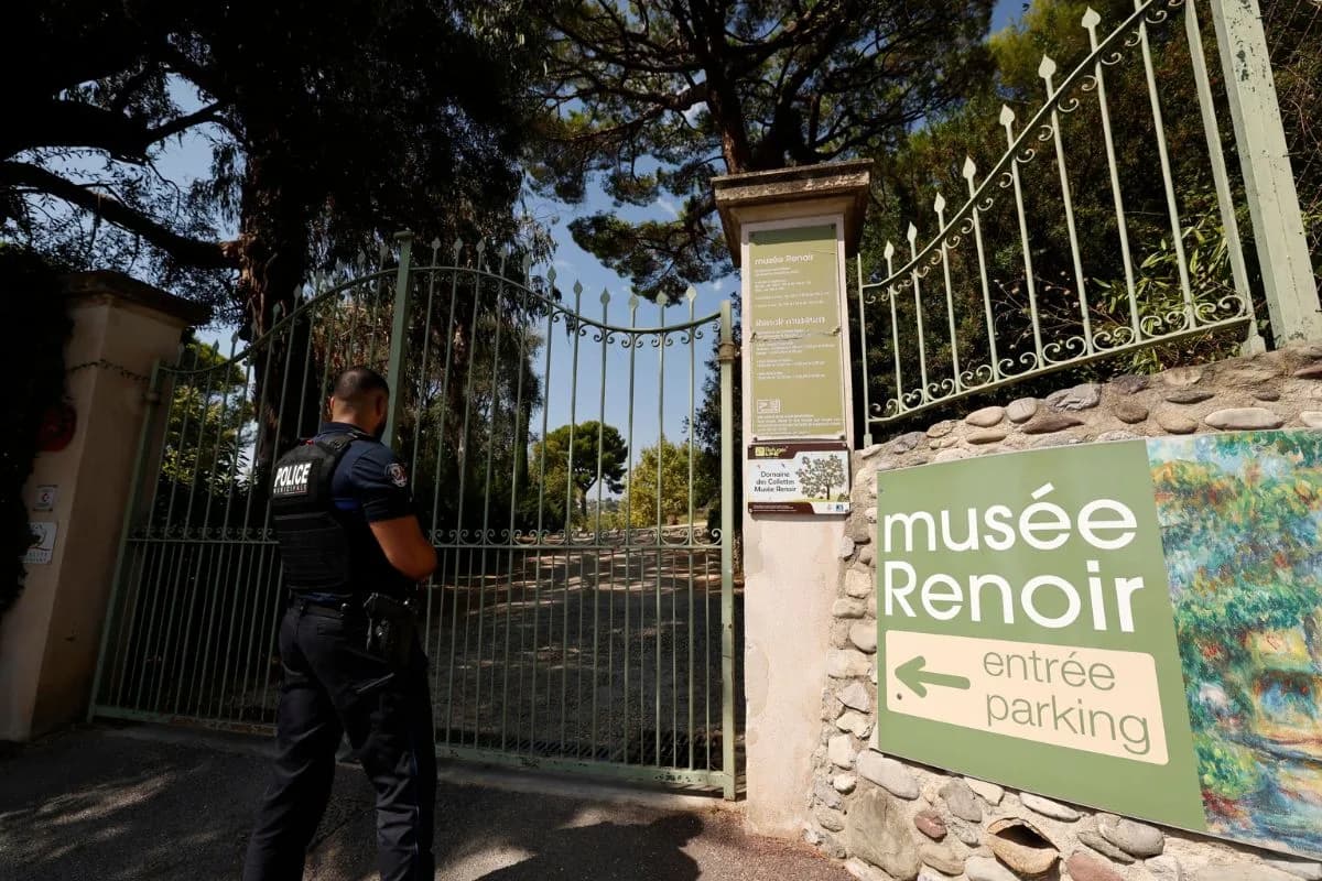 Francia, recuperati i due quadri di Renoir rubati a Cagnes-sur-Mer: sei arresti