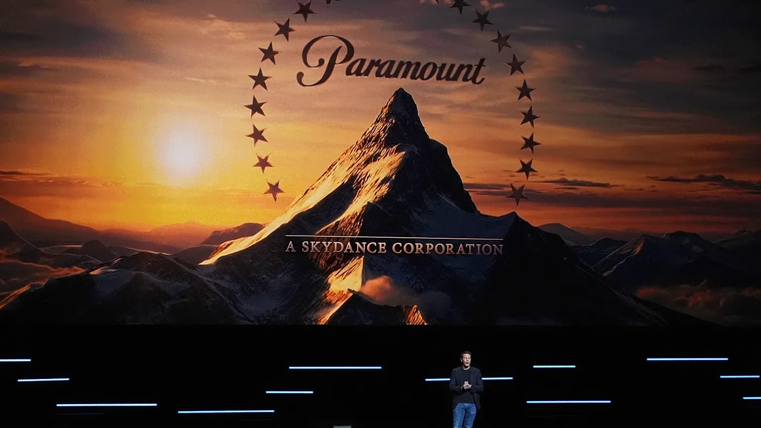 Nasce un gigante dei media con Paramount e Warner Bros: Cardinale in prima linea e lo sport al centro