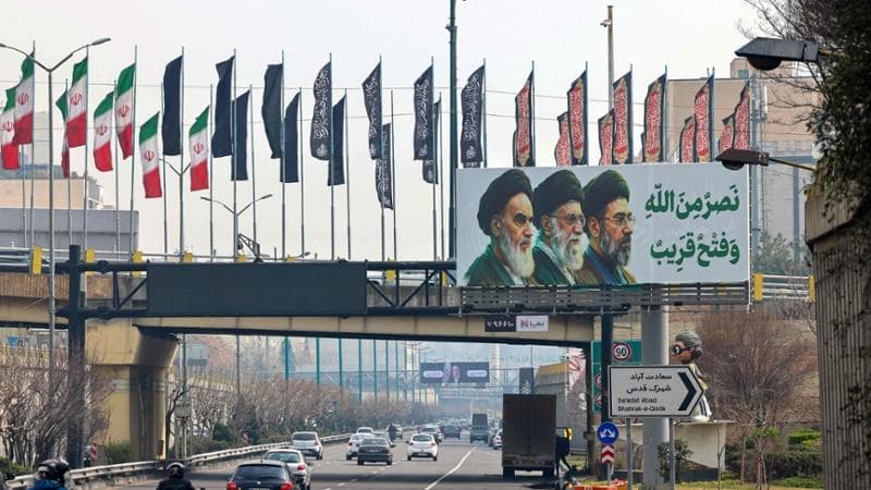 Iran smentisce i negoziati con gli USA, ma Trump parla di accordo